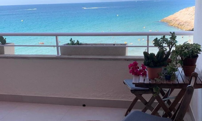 Salou Apartment | Apartamento sobre el mar