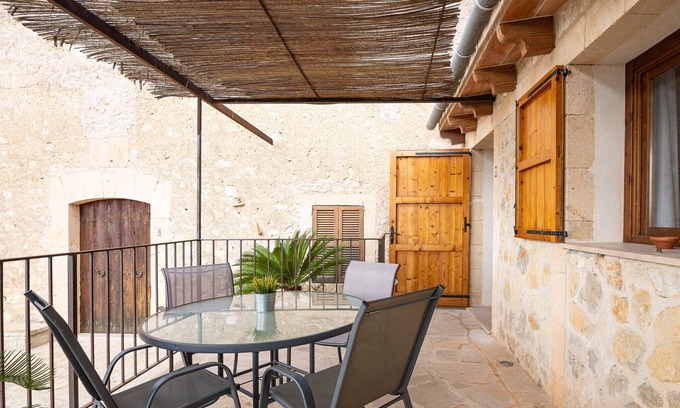 Petra Apartment | Apartamento Son Calo A by Rentallorca