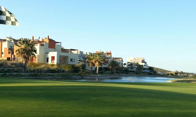 Vera Apartment | Apartamento unifamiliar Golf Vera urb privada y tranquila
