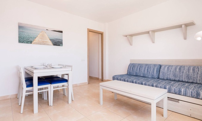 Figueretas Apartment | Apartamentos Avenida - MC Apartamentos Ibiza