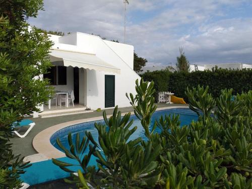 Cala Blanca Apartment | Apartamentos Delfines