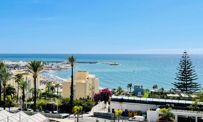 Benalmadena Costa Apartment | Apartamentos Orfeo Azul "Rehabilitación fachada en progreso 2025-26, Façade rehabilitation in progress 2025-26"