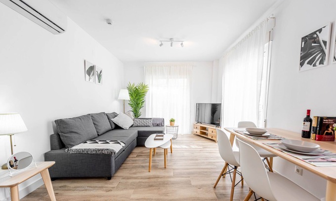 Nerja City Centre Apartment | Apartamentos Toboso Plaza