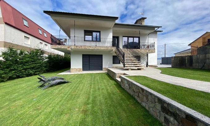 Bueu Apartment | Apartamentos Turisticos Costa Celeiro: Portomaior, Agrelo, Covelo Lapamán