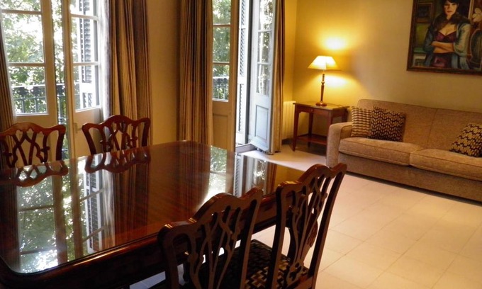Dreta de l'Eixample Apartment | Apartaments Sant Jordi Girona 97