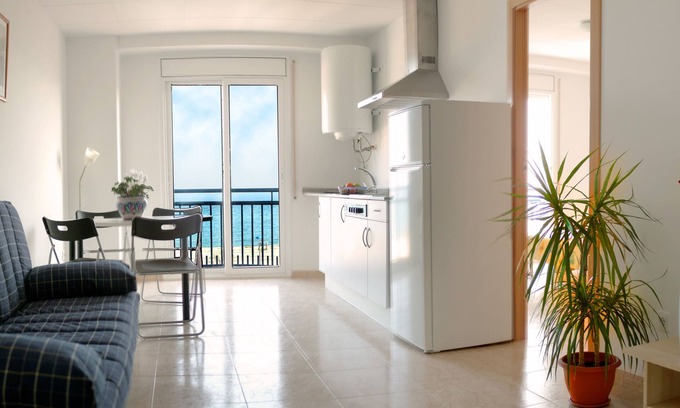 Malgrat de Mar Apartment | Aparthotel Iris