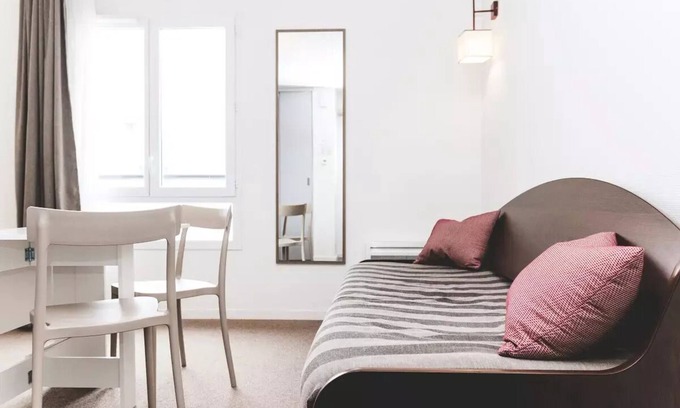 Quimper Apartment | Aparthotel Quimper - 2 Room Apartment 4 People