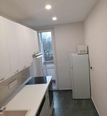 Ruzinov Apartment | Apartmán Meteorit 1