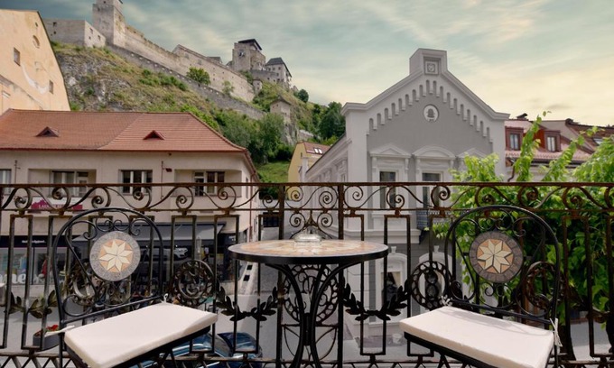 Trencin Apartment | Apartmán s balkónom