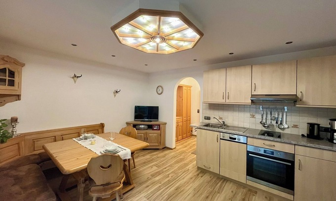 Ramsau bei Berchtesgaden Apartment | Apartment, 1-2 pers., 50 sqm, balcony, W-LAN, dishwasher, separate bedroom