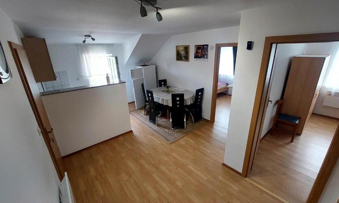 Brezice Apartment | Apartma ASJA