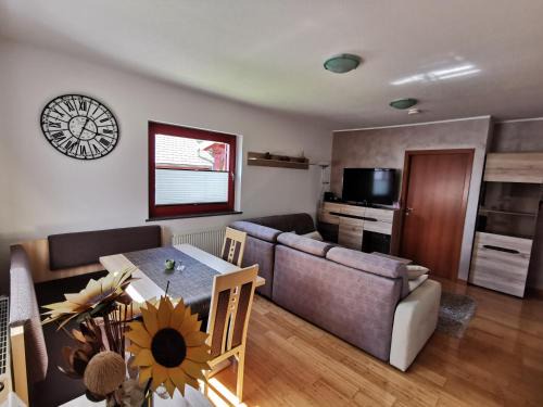 Bohinjska Bistrica Apartment | Apartma NEVA