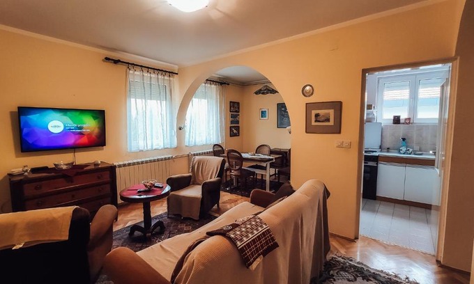 Valjevo Apartment | Apartman Davidović