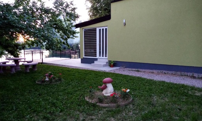 Mali Radic Apartment | Apartman Dzenis