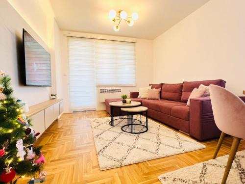 Pale Apartment | Apartman Feniks