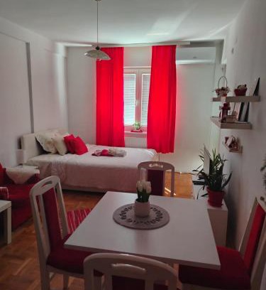 Pozarevac Apartment | Apartman Mira