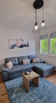 Subotica Apartment | Apartman Visnja