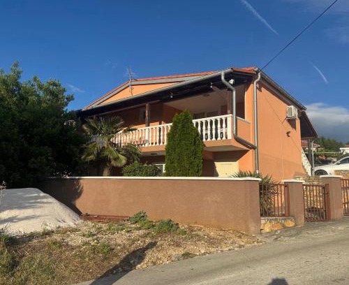 Gornji Karin Apartment | Apartmani Greif