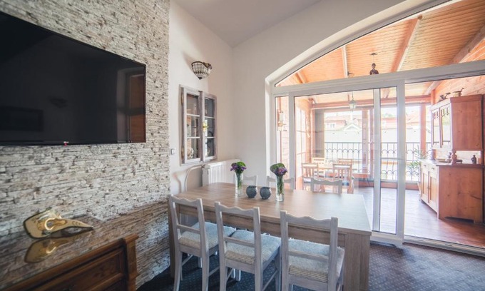 Jindrichuv Hradec Apartment | Apartmany U Papoušků