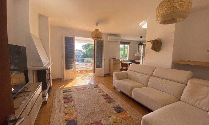 Capdepera Apartment | Apartment 200 meters from the beach in a charming seaside resort!