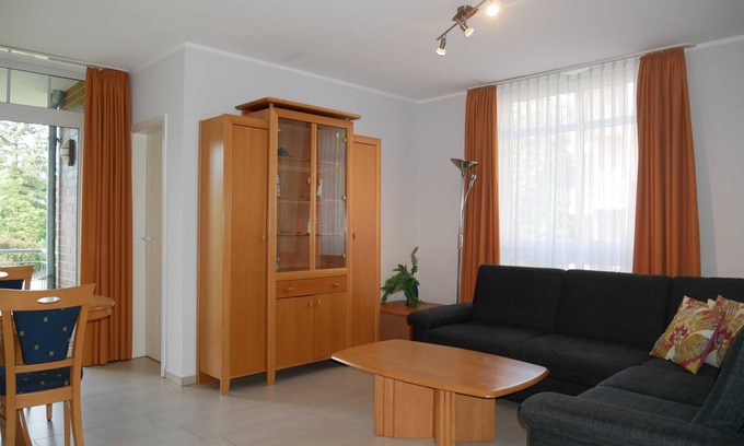 Zinnowitz Apartment | Apartment 22 - House Roland Whg. 22 & 25, with use of pool and sauna