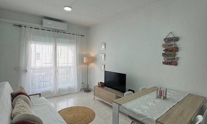 Empuriabrava Apartment | Apartment 300m from the beach