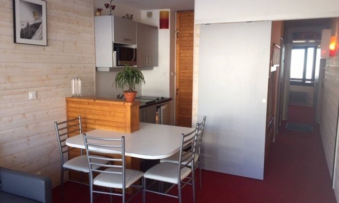 Arette Apartment | Apartment 6 pers, slopes access, mountain view