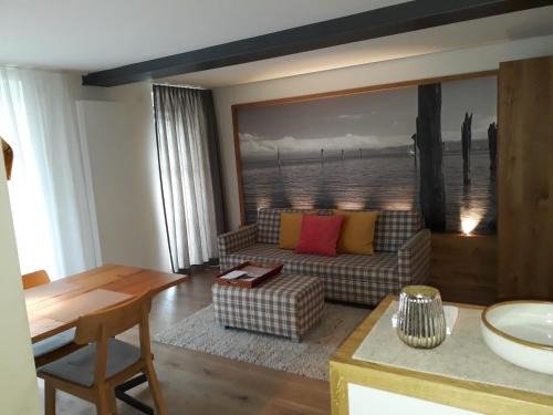 Immenstaad am Bodensee Apartment | Apartment am Kniebach