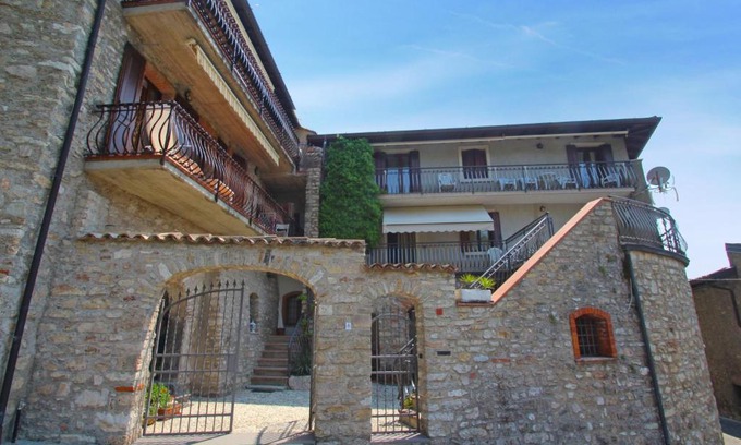 Gardola Apartment | Apartment Adalgisa-4 by Interhome