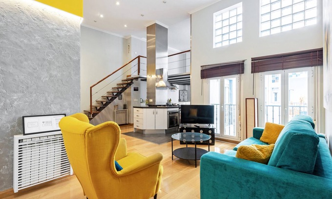 La Merced Apartment | Apartment 'Alamos' with Wi-Fi and Air Conditioning