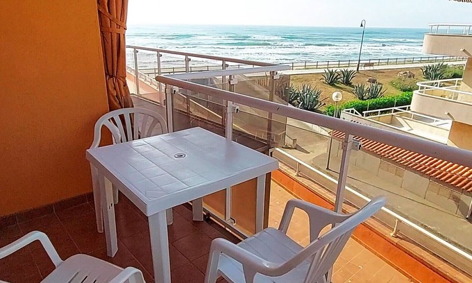 Els Griells Apartment | Apartment Artit C1