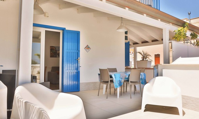 Alcamo Marina House | Apartment at 200 mt from the sea Wifi and Rent Car