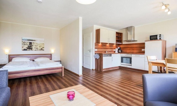 Sahrensdorf Apartment | Apartment Büdlfarm, West