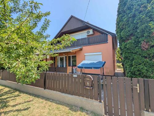 Balatonfenyves House | Apartment Balatonfenyves - Balaton 18403