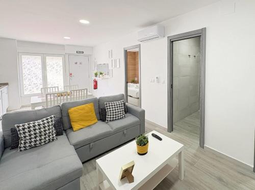 Carretera de Cadiz Apartment | Apartment Benahavis III Airport - Málaga