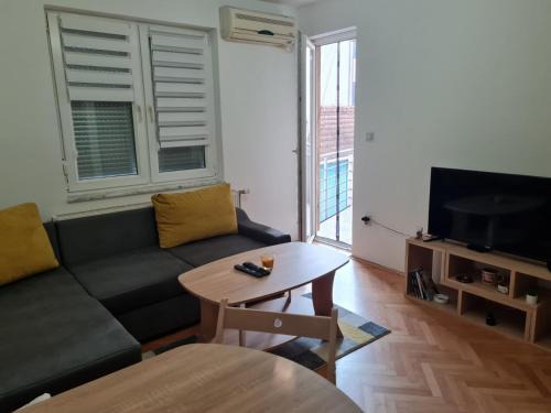 Brcko Apartment | Apartment California