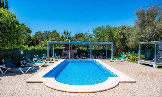 Cala Santany Apartment | Apartment 'Can Neo' with Sea View, Wi-Fi and Air Conditioning