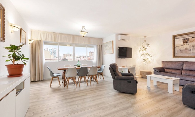 Cruz de Humilladero Apartment | Apartment 'Casa Cañi' with Wi-Fi