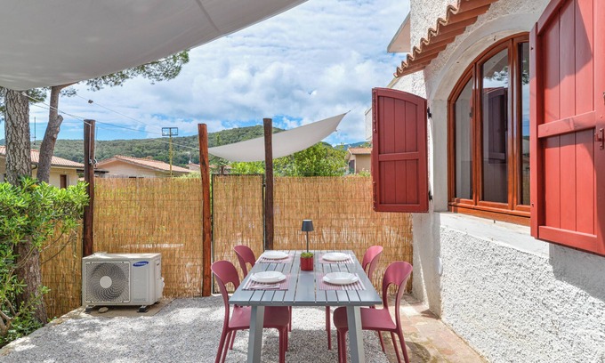 Cavo Apartment | Apartment 'Casa Cerboli' with Sea View, Private Garden and Wi-Fi