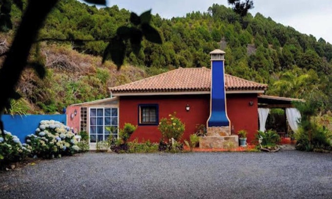Villa de Mazo Apartment | Apartment 'Casa El Retiro En Mazo' with Wi-Fi