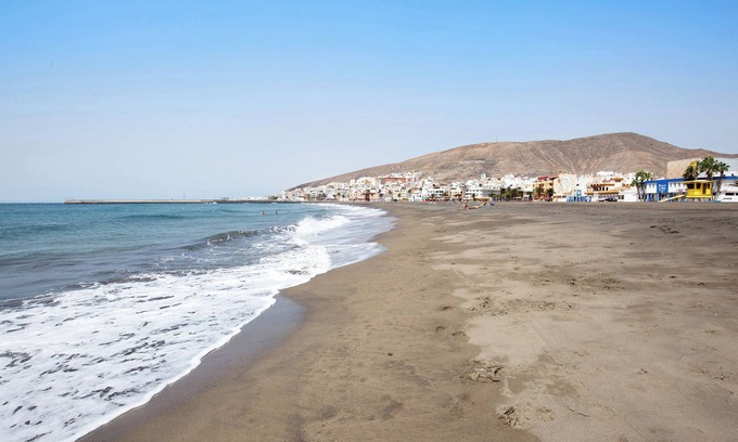 Gran Tarajal Apartment | Apartment Casa Relax with Air Conditioning and Wi-fi