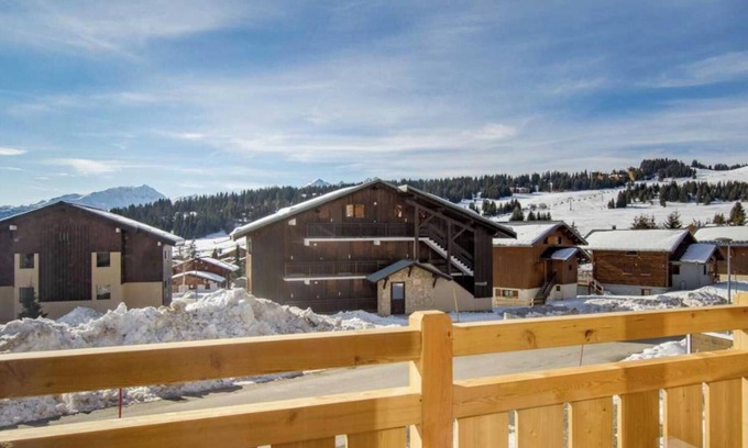 Les Saisies Apartment | Apartment 'Chalet A - o Saisies' with Mountain View, Private Terrace and Wi-Fi
