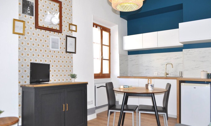 Aix-les-Bains City Center Apartment | Apartment Confidence 4 - hyper center Terrasse