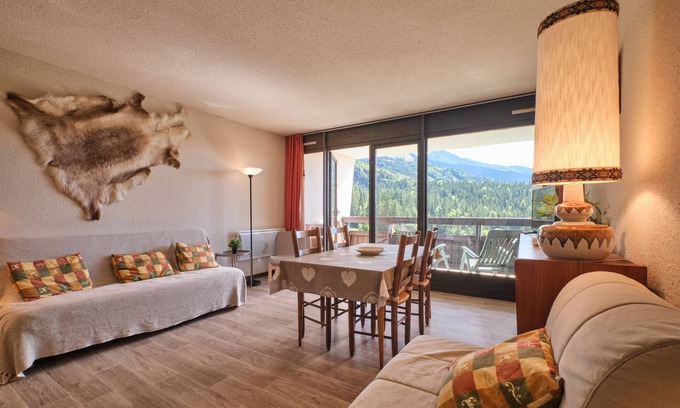 Villard-de-Lans Apartment | Apartment 'Cosy and Nice View On Mountains' with Mountain View and Private Terrace