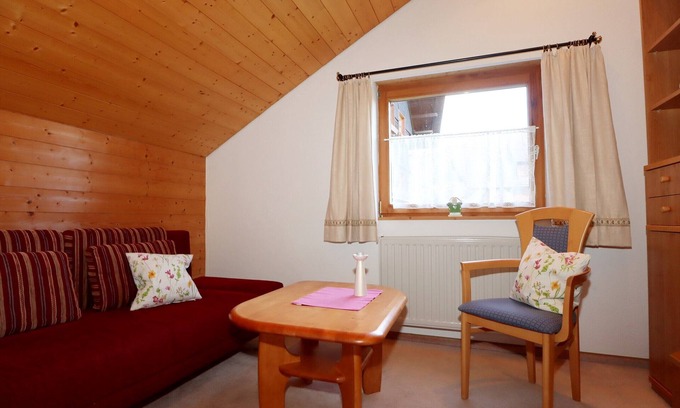 Neuglashutten Apartment | Apartment 'Fingerhut' with Mountain View, Private Terrace and Wi-Fi
