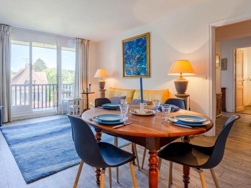 Benerville-sur-Mer Apartment | Apartment Eden Park-2 by Interhome