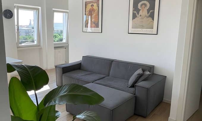 Citta Bassa Apartment | Apartment 'Enzina' with Wi-Fi and Air Conditioning