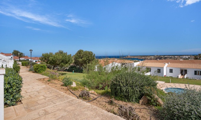Arenal d'en Castell Apartment | Apartment Arenal den Castell with sea view
