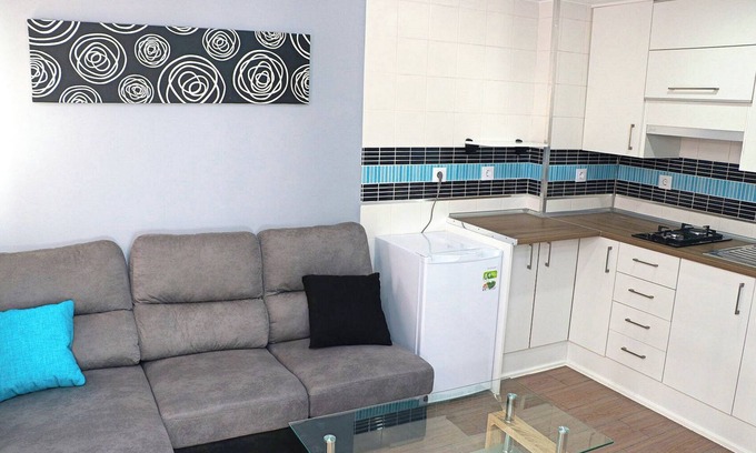 Conil de la Frontera City Center Apartment | Apartment close to beach with Wi-Fi