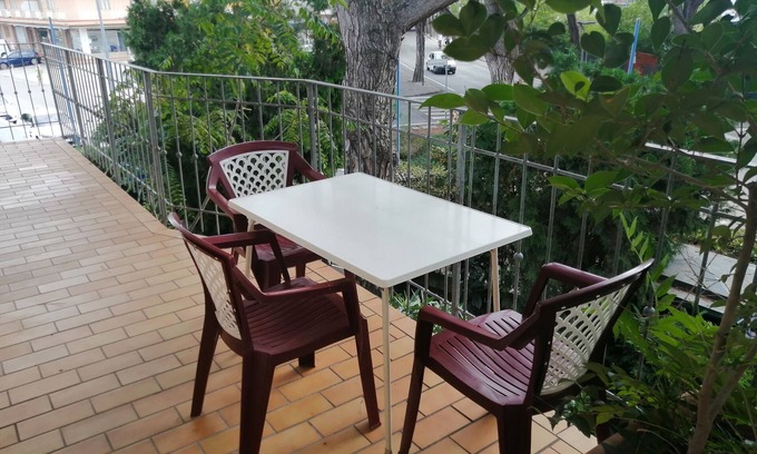 Jesolo Apartment | Apartment 'Euroholiday 1G' with Private Terrace and Wi-Fi